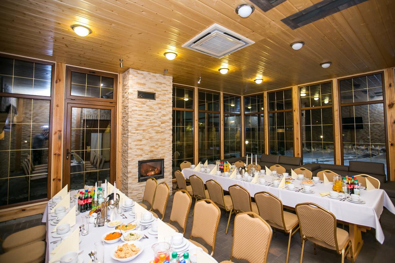 Hotel Kuban Pszczyna Exteriör bild